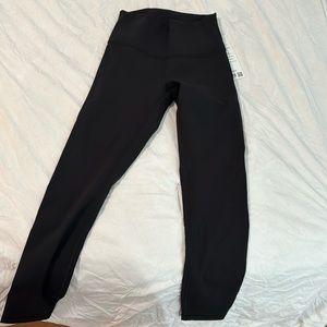 Lululemon Wunder Under 25” leggings (never worn)